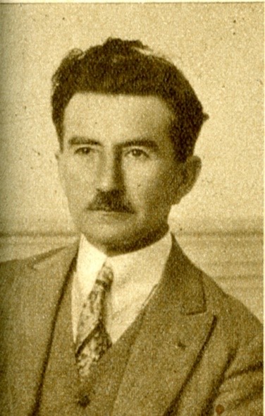 Doctor Honorato Galindo Gómez que aparece en el número del mes de septiembre de 1933 de la revista Ferronales. Secretaría de Cultura, CNPPCF, Cedif.