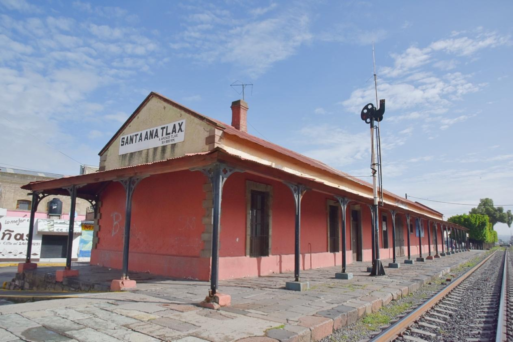 Fotografía 2: Estación de Santa Ana Chiautempan. Autoría y autorización para reproducción: Nazim Avedaño Ramos.